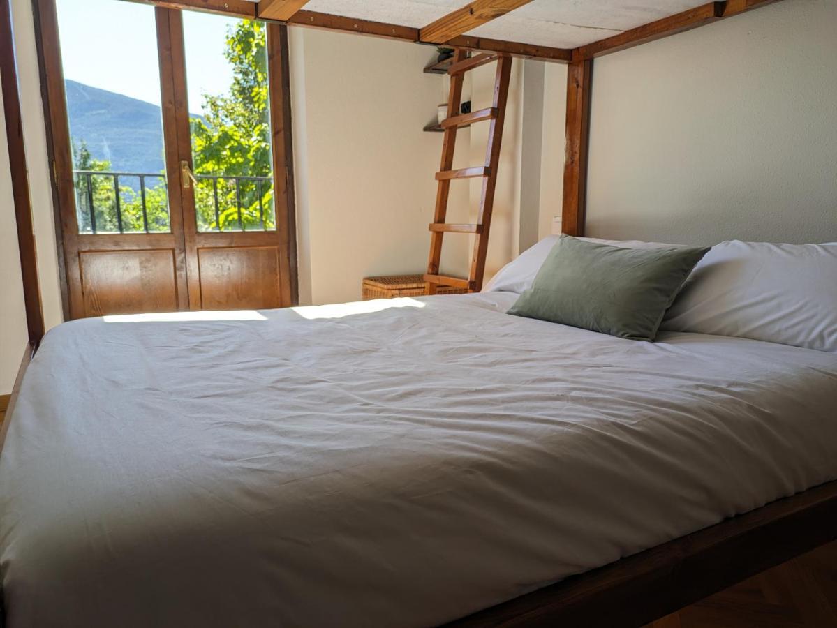 Apartament Piso Grande La Vina Biescas  Zewnętrze zdjęcie